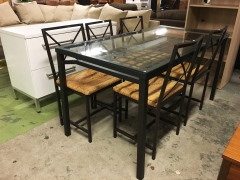 Matbord + 5st stolar